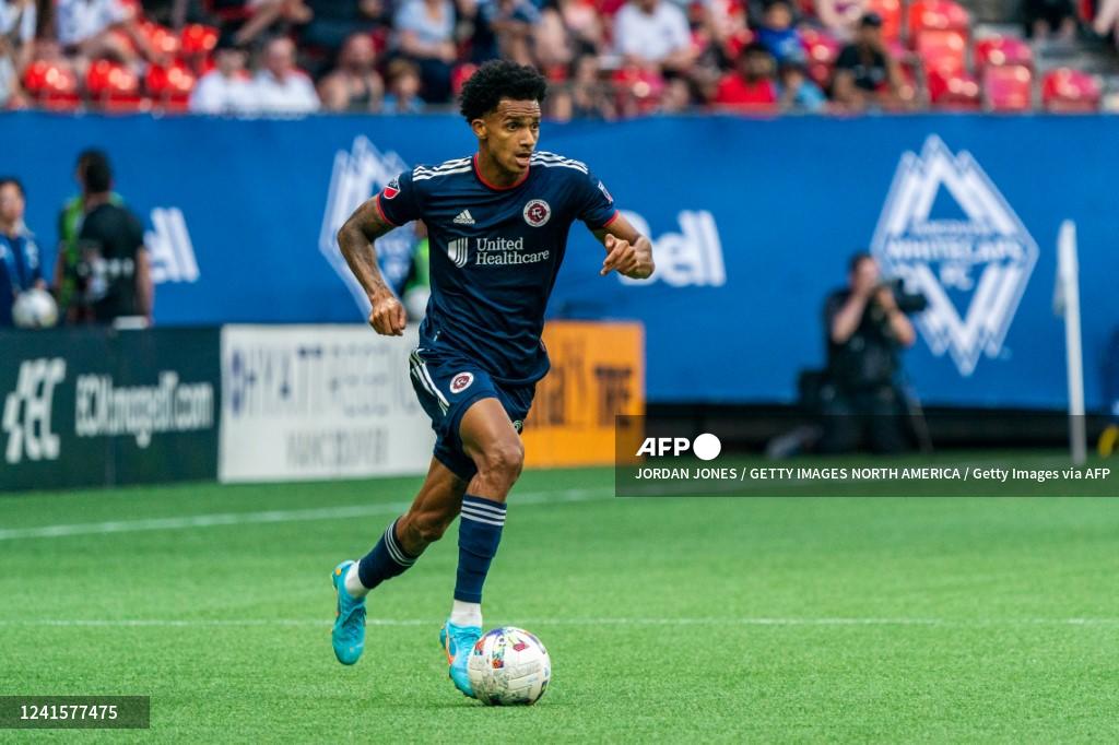 Dylan Borrero, delantero colombiano