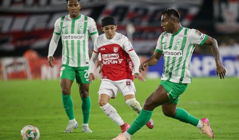 Alfredo Morelos en Santa Fe vs Nacional