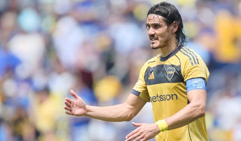 Cavani destapa la crisis interna de Boca: excusa enfureció a Argentina