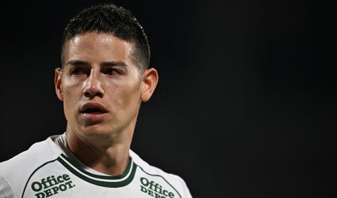 James Rodríguez con León