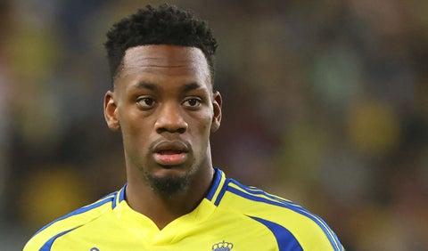 Jhon Durán viaja de regreso a Europa para firmar con nuevo equipo