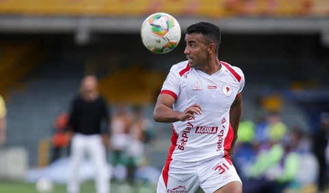 Omar Bertel, futbolista colombiano