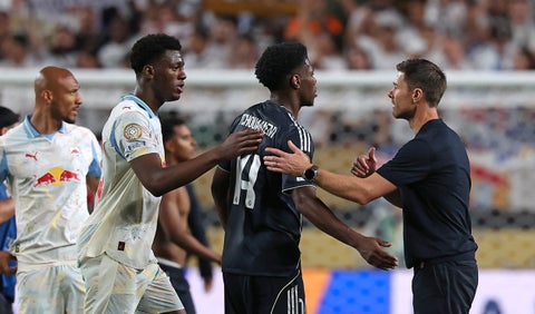 Real Madrid goleó al Salzburgo en el Mundial de Clubes