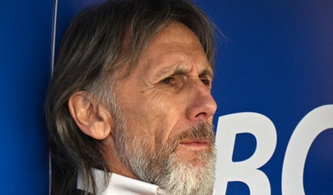 Ricardo Gareca dejó de ser entrenador de Chile