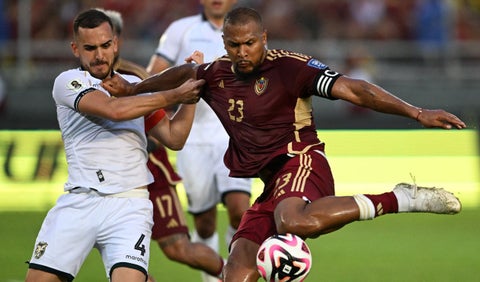 Venezuela venció a Bolivia y se aleja en la lucha por el repechaje