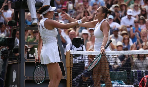Amanda Anisimova y Aryna Sabalenka, tenistas
