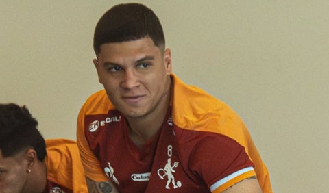 Referente estalló contra Quintero tras salida de América