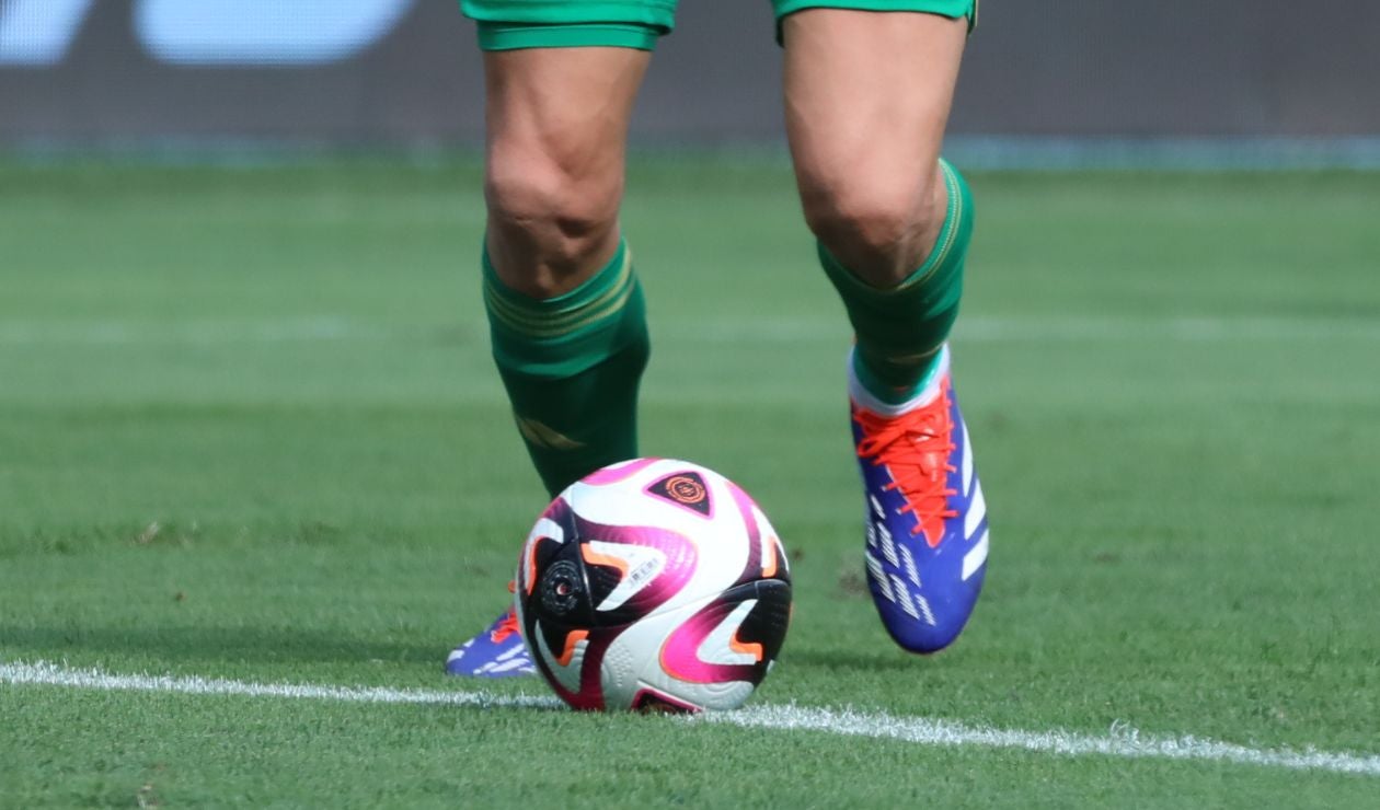 Jugador colombiano llegaría a Almería u Olympiacos