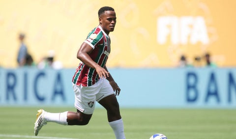 Jhon Arias espera por una oferta desde Europa