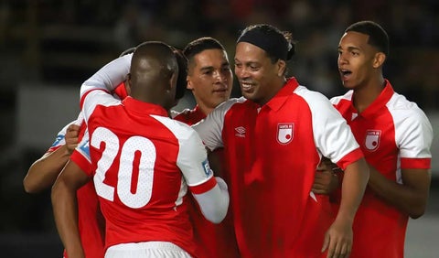 Promesa ex Santa Fe que jugó junto a Ronaldinho fue arrestado