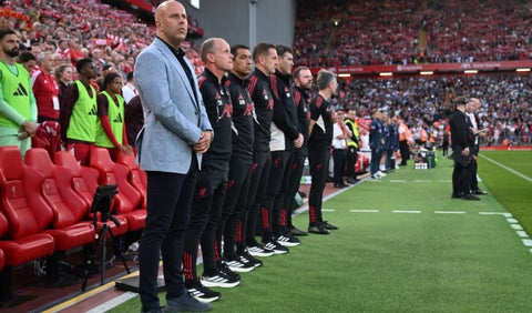 Arne Slot homenaje de Diogo Jota en Liverpool