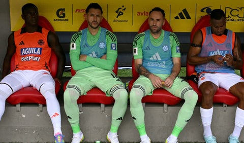 Camilo Vargas dejaría de ser titular en Colombia para las eliminatorias