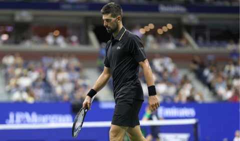 Djokovic debutó con problemas en el US Open