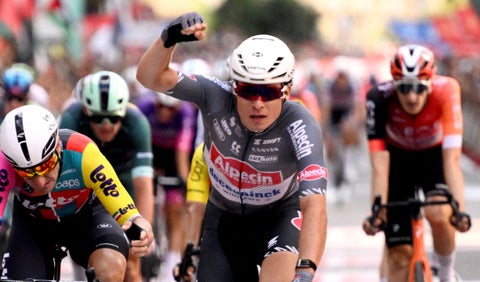 Jasper Philipsen, ganador de la etapa 8 de la Vuelta a España 2025