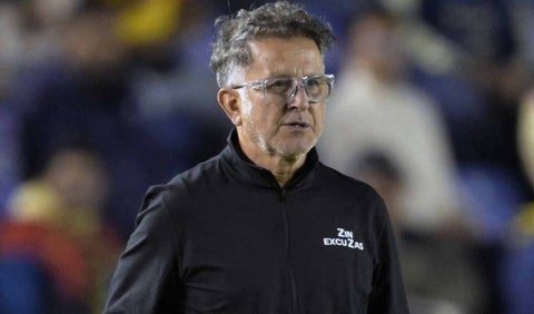 Juan Carlos Osorio analiza dos ofertas