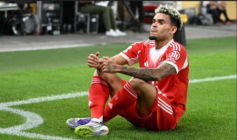 Luis Diaz y su celebración tras marcar el primer gol con el Bayern Múnich