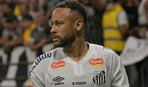 Neymar con el Santos de Brasil