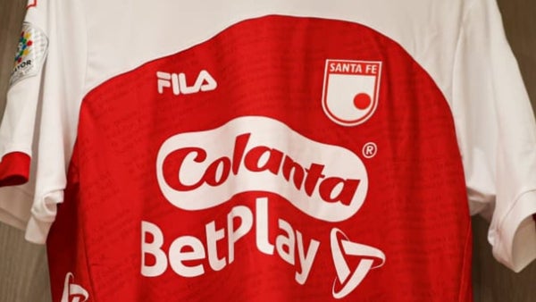 Santa Fe anuncia fichaje inesperado: llega para reforzar la delantera