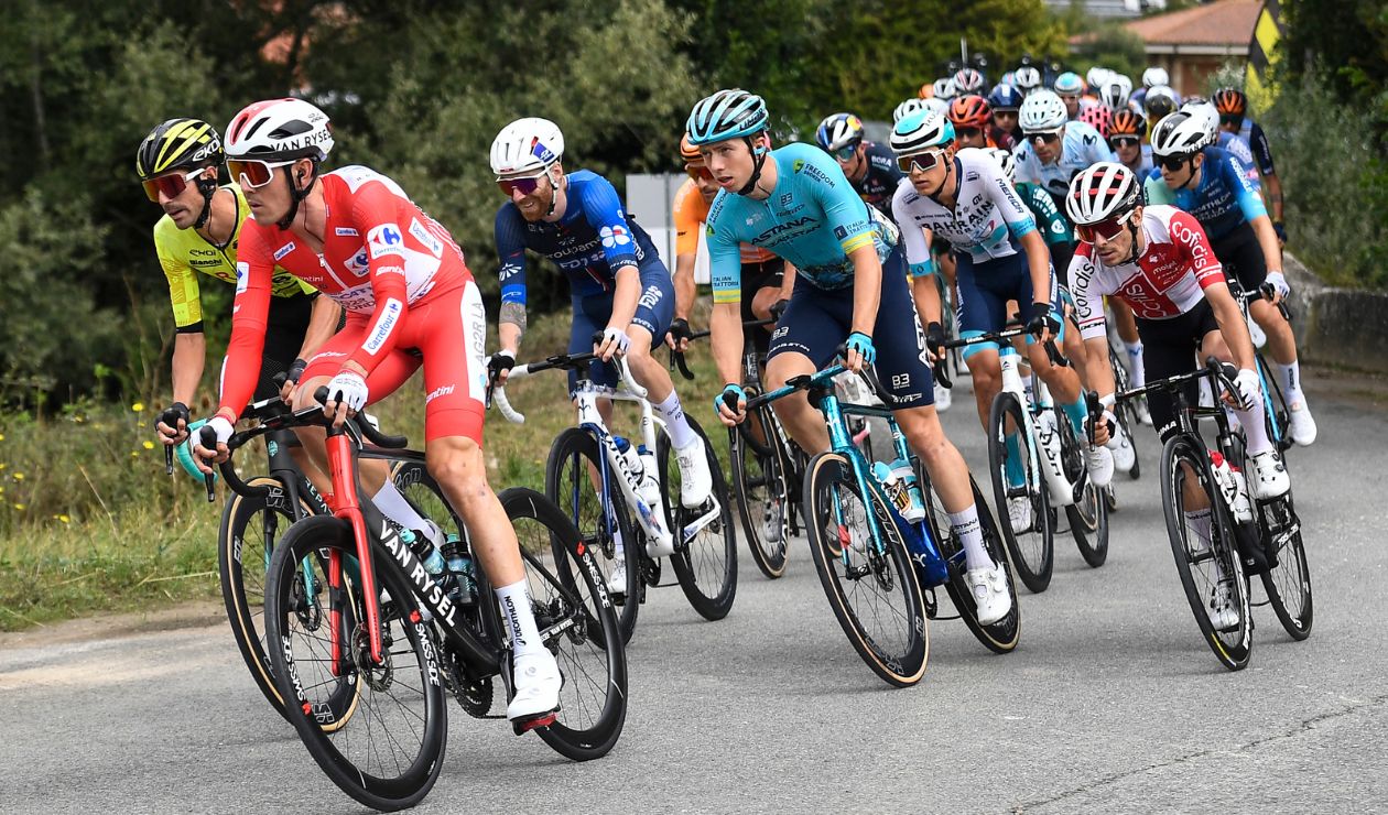 Vuelta España 2025 pierde a un referente por grave lesión