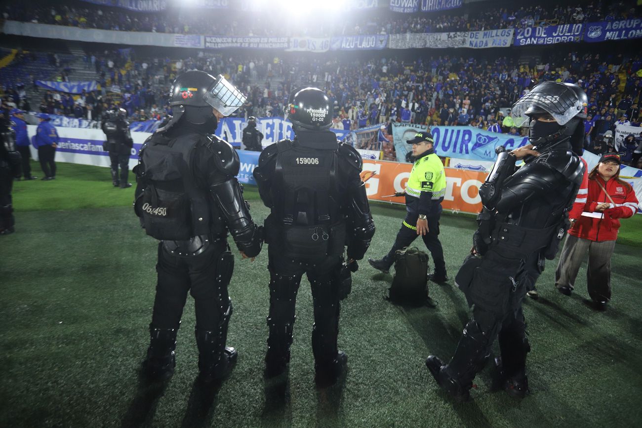 Protesta de hinchas de Millonarios contra Unión Magdalena