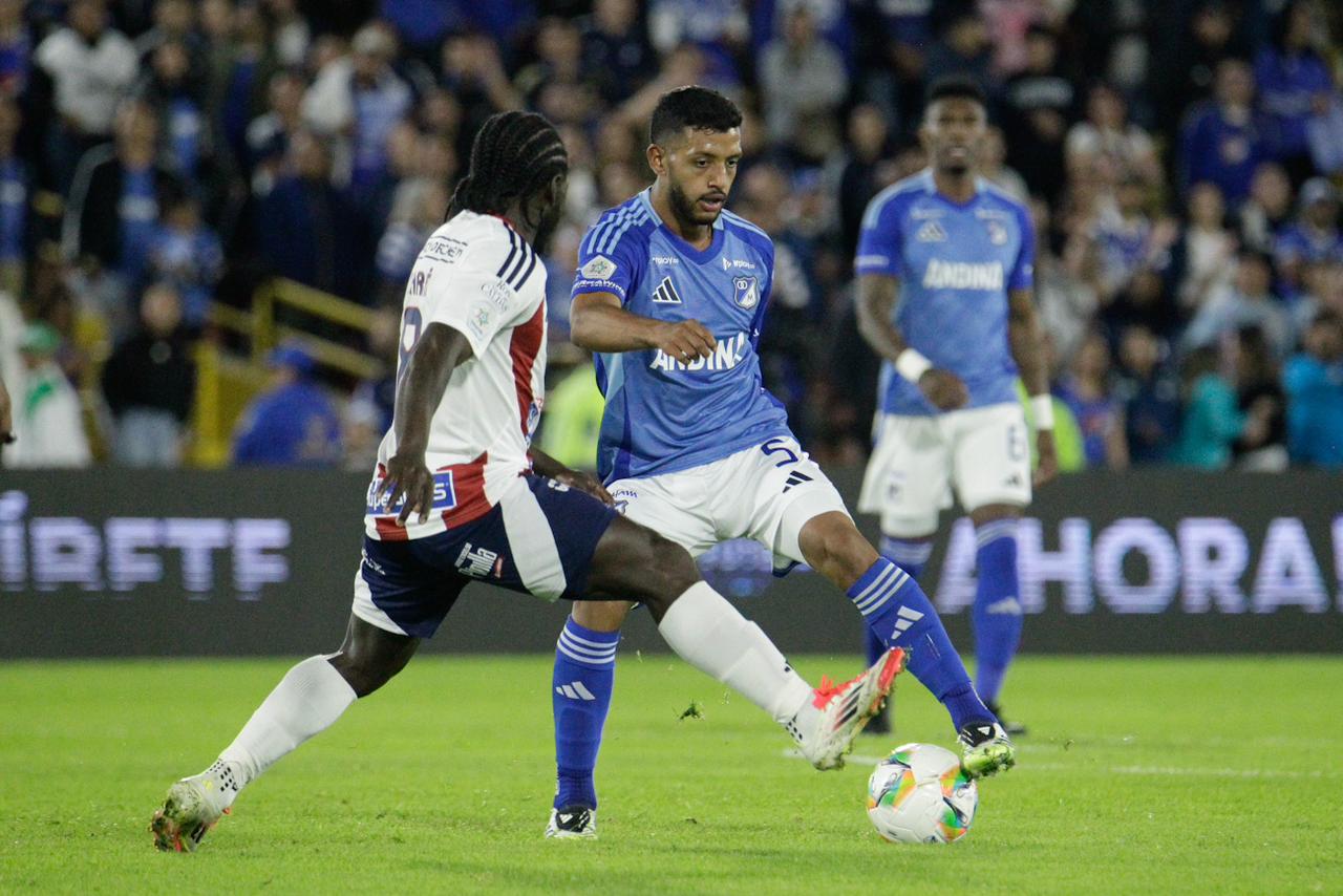 Millonarios enfrenta a Junior en juego válido por la fecha 8 de la liga Betplay II - 2025 en el estadio Nemesio Camacho el Campin. Camila Díaz - RCN Radio