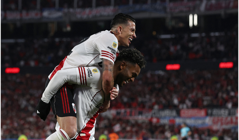 No les pasan una más: Los colombianos viven tenso momento en River