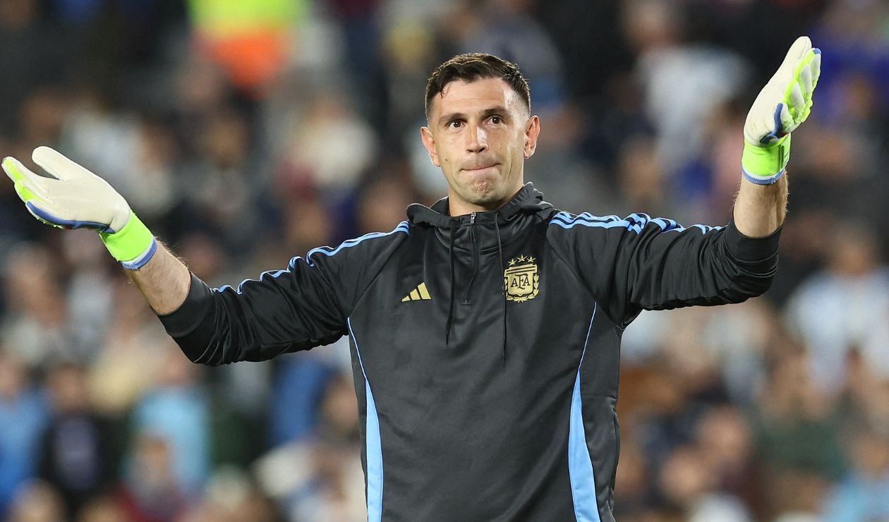 Dibu Martínez causa problemas en Argentina durante la eliminatoria