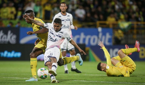 Fortaleza y Atlético Bucaramanga en duelo por Liga BetPlay 2025-II