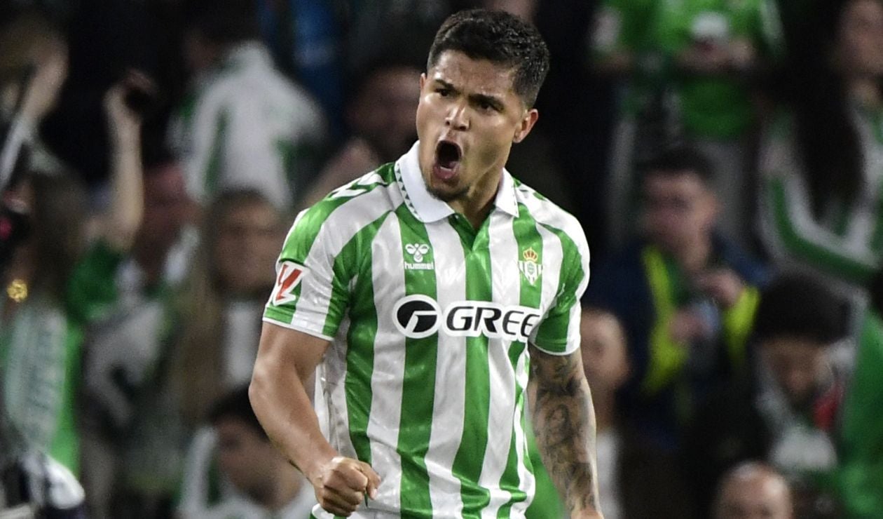 Cucho Hernández, futbolista colombiano