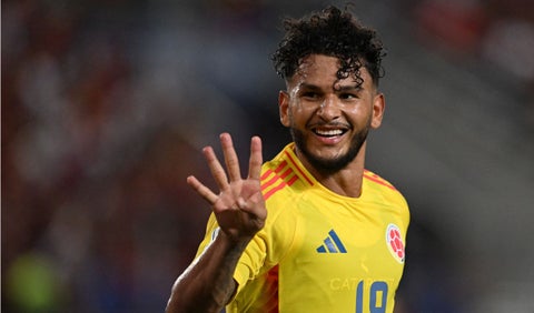 Luis Suárez hace historia con la Selección Colombia al anotar 4 goles