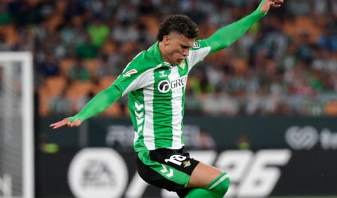 Nelson Deossa con el Real Betis