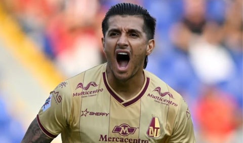 Yeison Guzmán ya fue presentado por su nuevo equipo