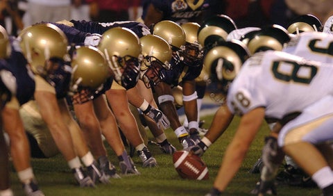 ¿Quiénes son los favoritos con más apuestas para ganar la NFL 2025?