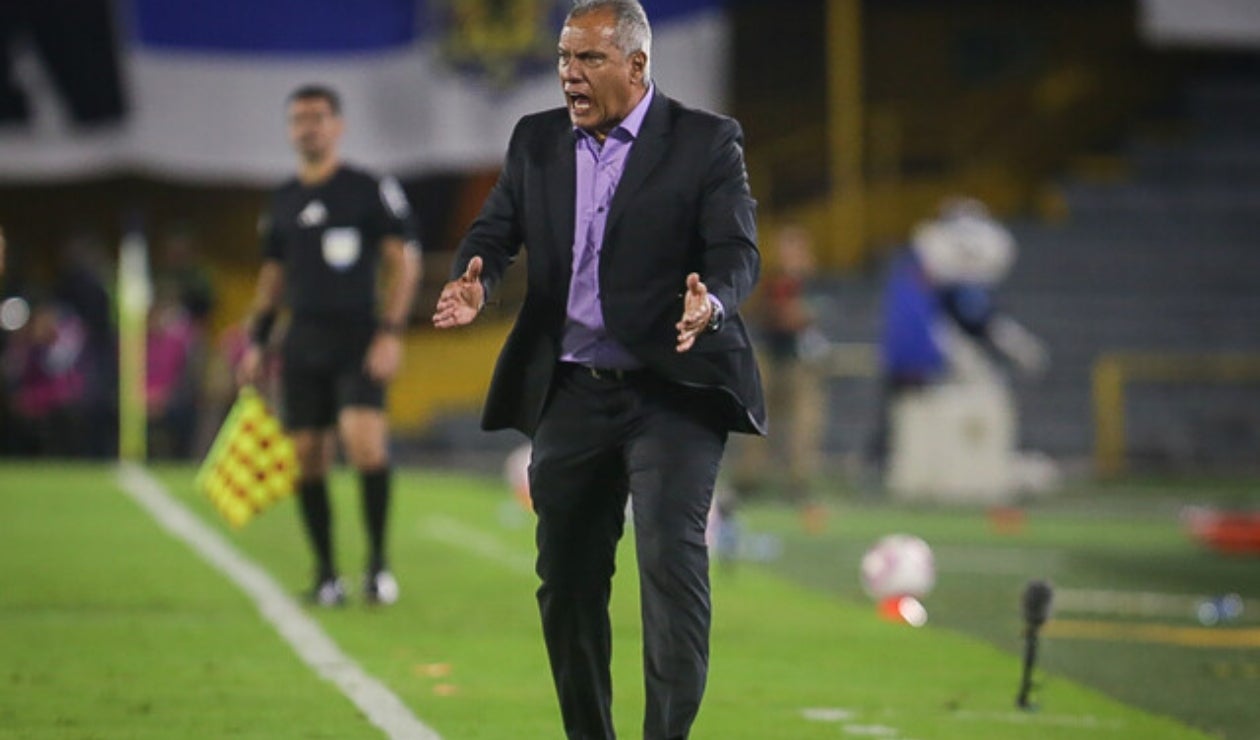Hernán Torres en el partido entre Millonarios vs Bucaramanga