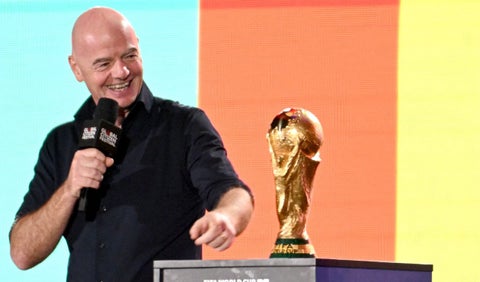 Nueva polémica para el Mundial: FIFA aumentaría los equipos para el 2030