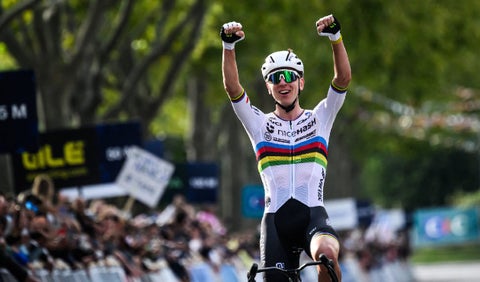 Tadej Pogacar ganó el campeonato europeo de ruta