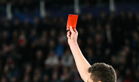 ¡Más de 100 expulsiones! Por primera vez en 14 años se supera la cifra