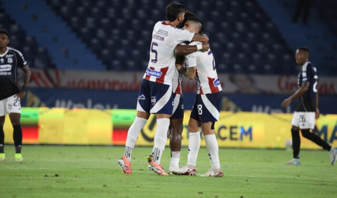 Arias pide humildad tras triunfo: “Ganamos bien, pero debemos mejorar"