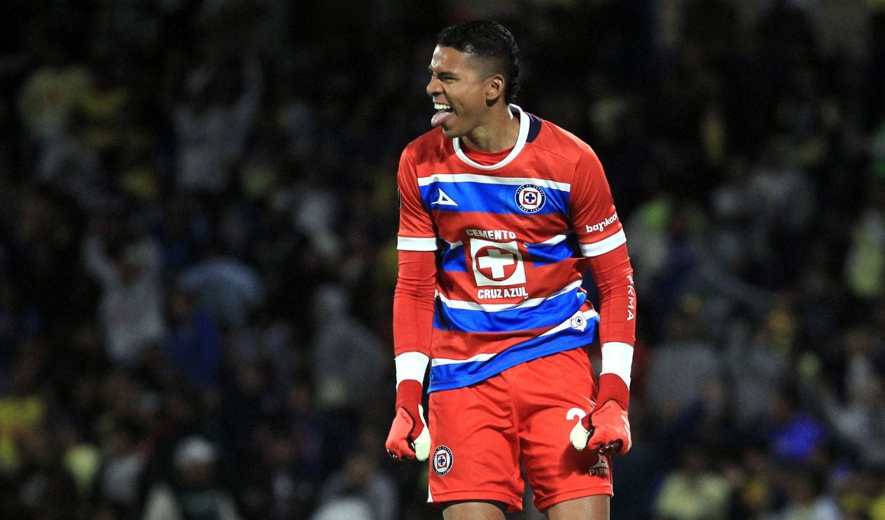 Kevin Mier, portero colombiano de Cruz Azul