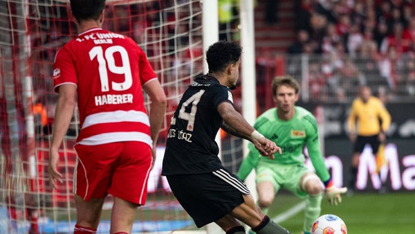 Luis Díaz candidato al mejor gol del 2025 en la Bundesliga