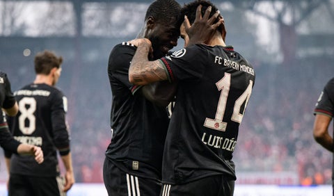 Luis Díaz celebra gol en Bayern Múnich