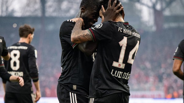 Leyenda del Bayern Múnich perdona a Luis Díaz: