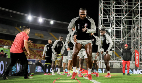 "Es una vergüenza": Rodallega tras la derrota de Santa Fe con Tolima