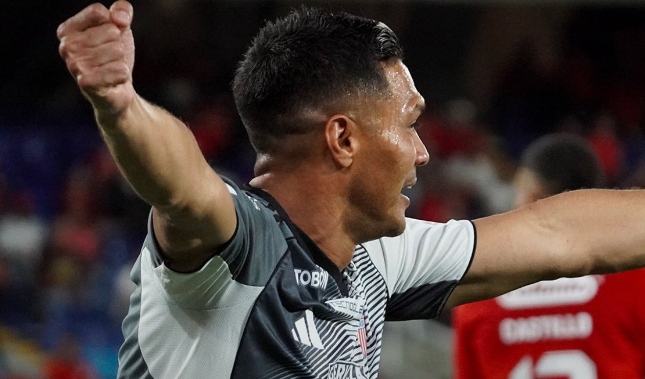 Teófilo Gutiérrez Junior vs América