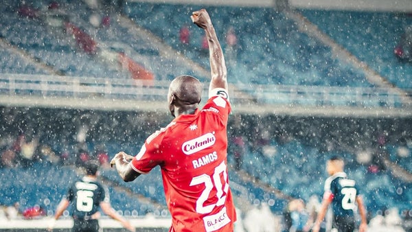 América decepciona: contundente respuesta de Adrián Ramos ante la falta de gol