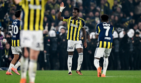 Jhon Durán baja los humos: "Yo solo trabajo para el equipo"