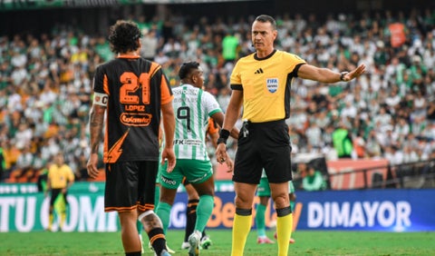 Wilmar Roldán, árbitro colombiano