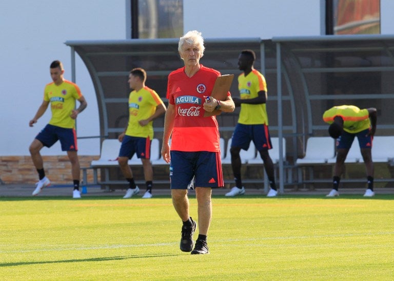 José Néstor Pékerman en el entrenamiento de Colombia pensando en Inglaterra