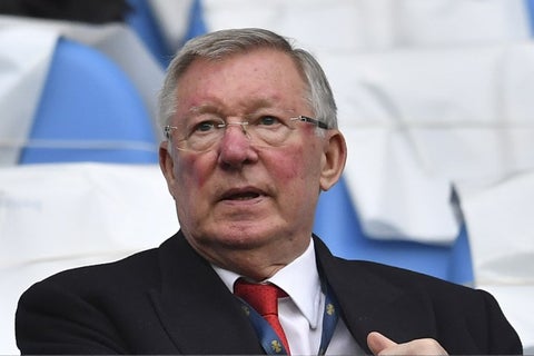 El extécnico Alex Ferguson quien ahora es el manager del Manchester United