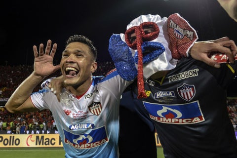 Junior, Teófilo Gutiérrez